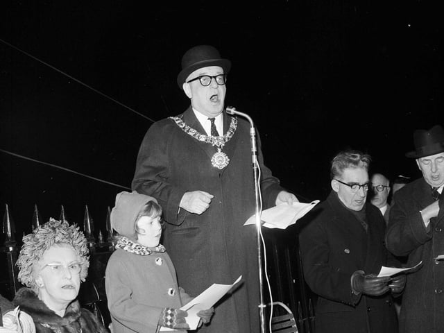 The Mound Christmas tree has its lights switched on in December 1963.