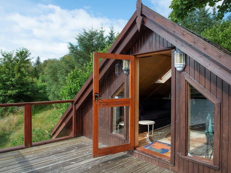 Boathouse sitting room.