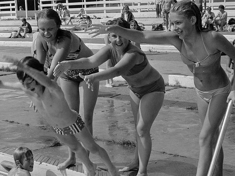 Kids from the 70s and 80s spent many days at the lido during the warm summer months.
