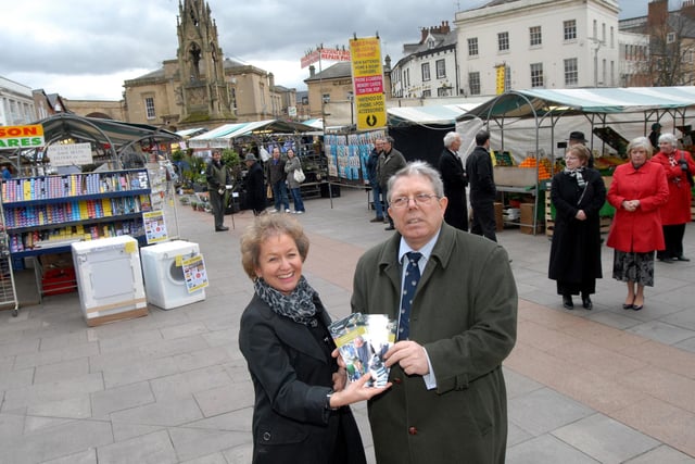 Markets Minister Rosie Winterton, pictured with Mansfield M.P. Alan Meale, during her visit to Mansfield
