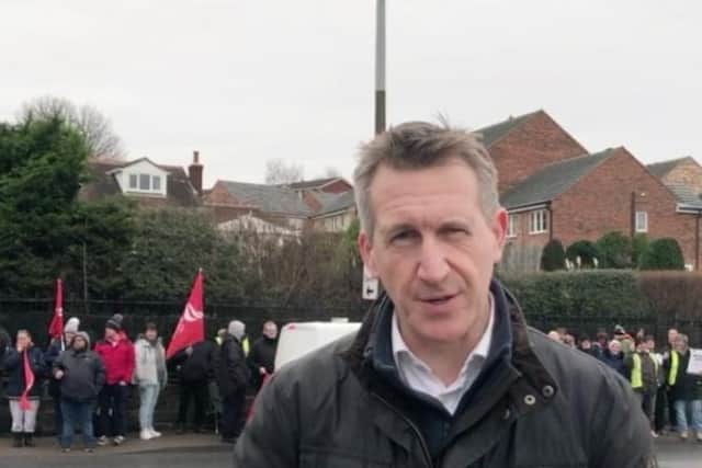 MP and Mayor of South Yorkshire Dan Jarvis joined striking bus drivers today back them in their fight over pay.