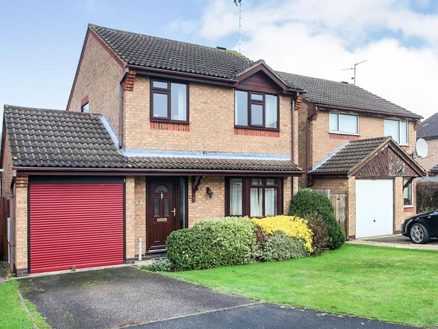 On sale with no forward chain, this detached home benefits from a large lounge and dining area, a driveway to the front leading to a garage, an enclosed rear garden, and off road parking. Price: Offers over £200,000