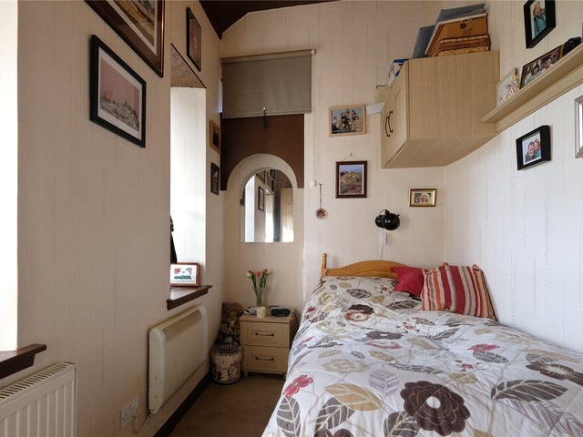 The second bedroom in the cottage