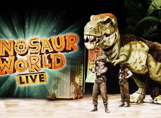 Dinosaur World Live.