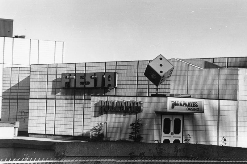 The Fiesta Club and Bonaparte's Casino (latterly the Odeon Cinema), between Arundel Gate and Pond Street, on November 26, 1980. Ref no: s32168