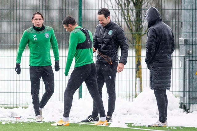 Hibs ace Scott Allan was back in training after a long lay-off due to an unspecified health issue. The midfielder, who has type 1 diabetes, hasn’t featured since the end of August. A return to training is a huge boost for Hibs fans and Jack Ross. (Evening News)