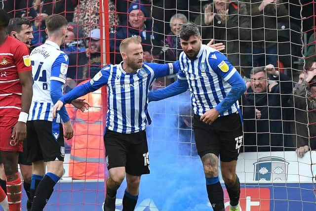 Sheffield Wednesday's Barry Bannan and Callum Paterson have a bet on.