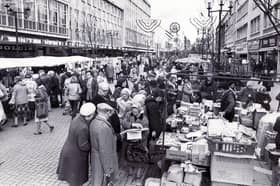 The busy market stalls on The Moor, Sheffield in 1981