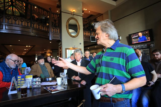 Founder and chairman of pub company J D Wetherspoon, Tim Martin, visited The Bankers Draft, Sheffield in  2019 to speak to customers about the huge economic advantages of leaving the EU on 29 March 2019 without a deal, and of adopting the free trade approach of countries like New Zealand, Canada, Australia and Singapore.