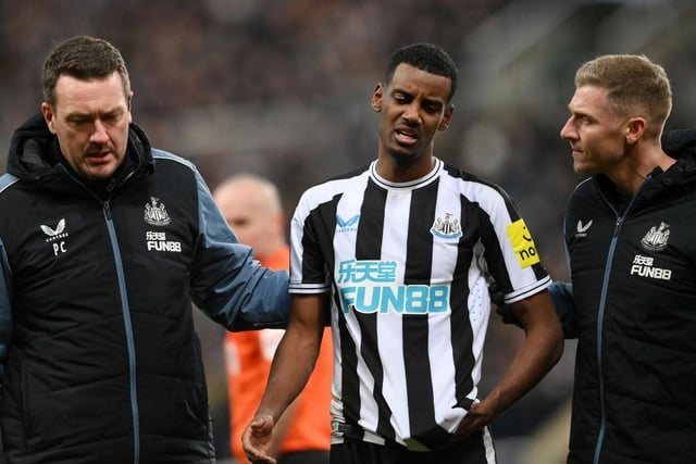Alexander Isak is back in contention after Newcastle followed concussion protocols. 