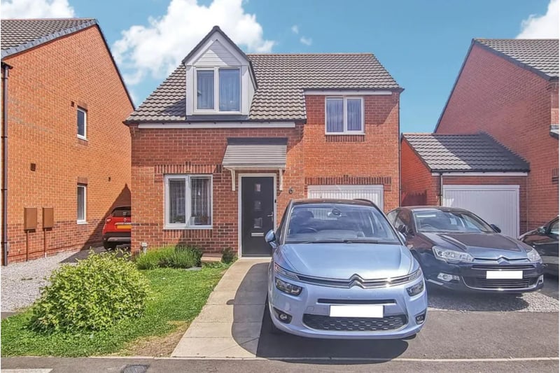 This three bed, detached house is located on Fawn Road and is on the market with Your Move for £160,000. This property has had 547 views over the last 30 days.
