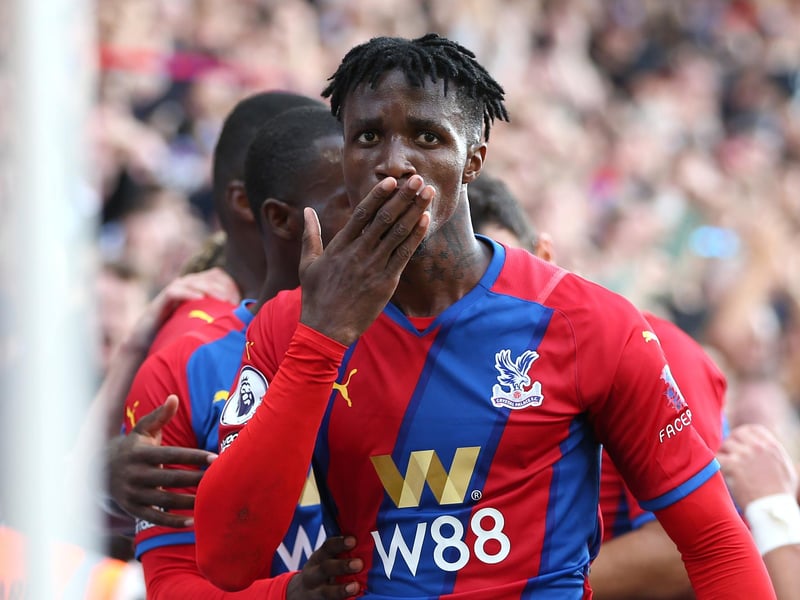 Overall team value: £160.3m. Most valuable player: Wilfried Zaha (£26.5m). Number of players: 33. Average player value: £4.9m.