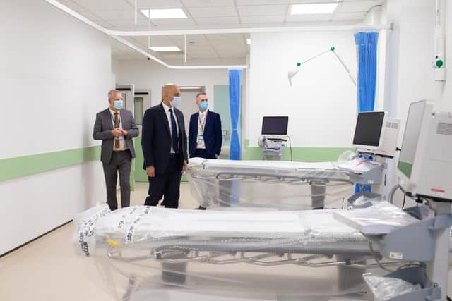 David Purdue, chief eurse, Richard Parker and Sajid Javid inside the Trust’s newest inpatient ward.