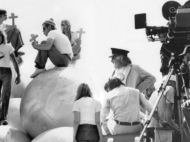Director Ken Russell and crew on set of Tommy at South Parade Pier