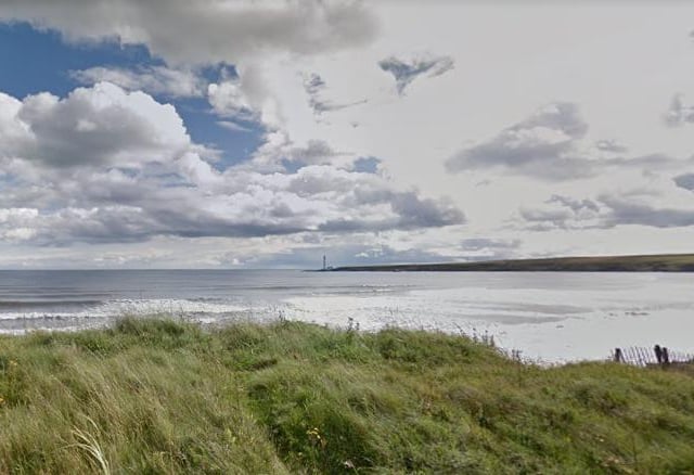 Montrose beach was ranked as the most Instagrammable beach in Scotland. This beach stretches for three miles from Montrose to the North Esk River, boasting superb views south to Scurdieness Lighthouse.