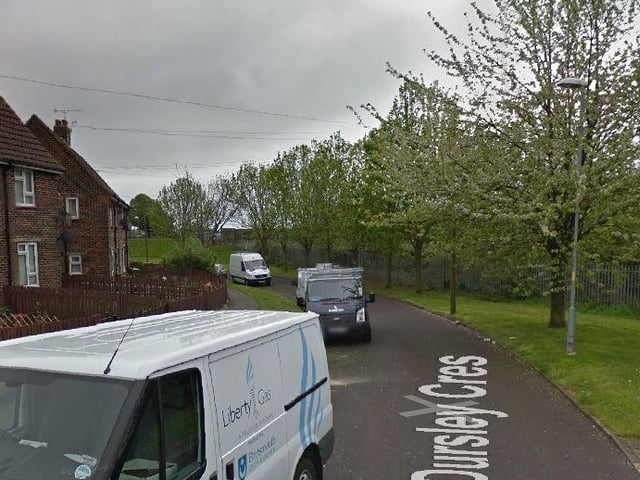 Off Southampton Road. The average property price in Dursley Crescent stood at £93,862 in July 2020. This is a rise of 0.50 per cent in the last three months (since April 2020) and fall of 2.08 per cent since 12 months ago.