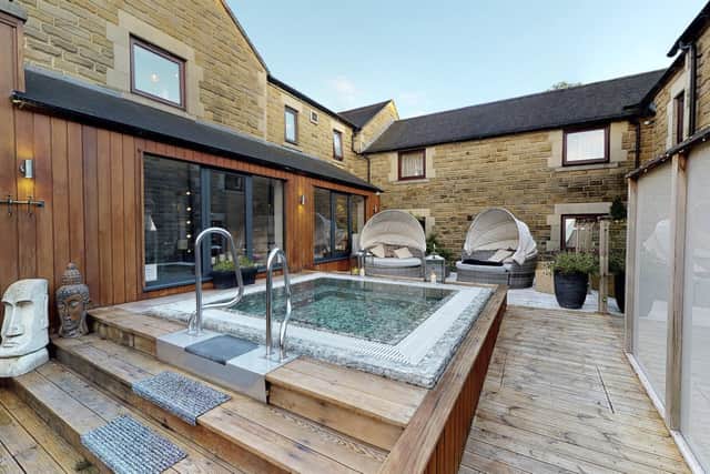 Escape the bustle of the city with a trip to the Peak District for the ultimate relaxing spa retreat for two with up to 34% off via Wowcher