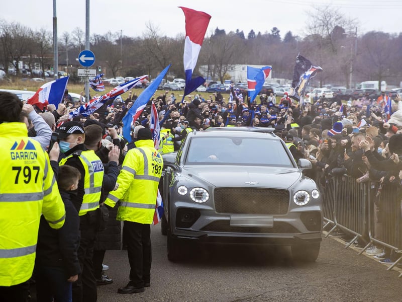 Rangers fans greet the arrival of players pre match during a Scottish Premiership match between Rangers and St Mirren at Ibrox Stadium, on March 06, 2021, in Glasgow, Scotland. (Photo by Craig Williamson / SNS Group)