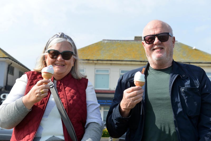 You can't have a trip to the beach without an ice cream! Christine and Jim Cairns.