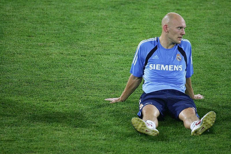 The pair, who played for Everton and Manchester City respectively, came to blows at Real Madrid when Gravesen put an ill-timed challenge on the Brazilian. Gravesen saw red - throwing punches left, right and centre before his teammates separated them.
