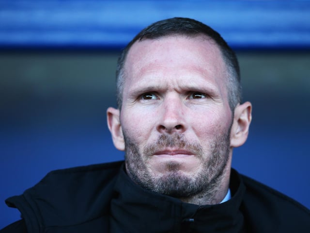 Average career win record: 38.2%. Best record: 45.1% (Oxford United). Worst record: 16.7% (Blackpool)