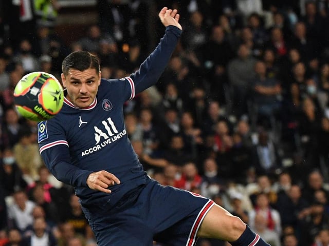 Newcastle United have been offered the opportunity to sign PSG forward Mauro Icardi, with the French champions keen to offload several players. (Foot Mercato)
(Photo by ALAIN JOCARD/AFP via Getty Images)