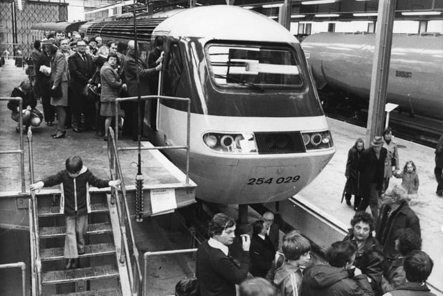 The queue of people waiting to inspect the High Speed Train, just one of three on display at the Neville Hill Open Day in April 1979
