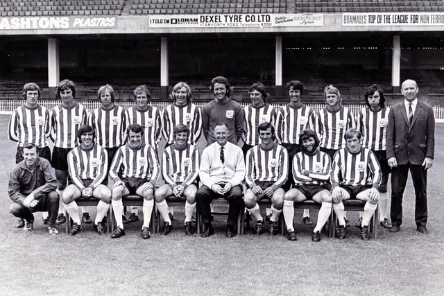 The United squad line up for the annual team photo in July 1971.