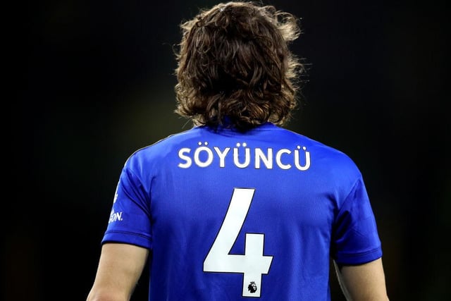 Leicester City remain hopeful of agreeing a new contract with Caglar Soyuncu amid reported interest from Liverpool and Barcelona. (Daily Mail)