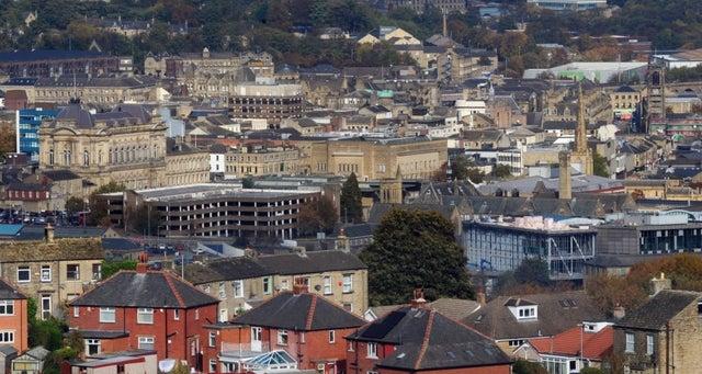 754 confirmed cases in Kirklees at a rate of 171.9.