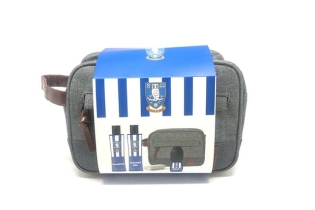 This SWFC travel set and wash bag comes with shampoo, shower gel, roll on deodorant and a face cloth. This item is only available in one size/colour. Price: £30 from SWFC online shop.