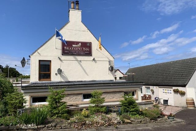 Offers over £35,000 (leasehold)
Agent - ASG Commercial
Outstanding traditional village inn on the popular Moray coast in a central location with spacious family home included.