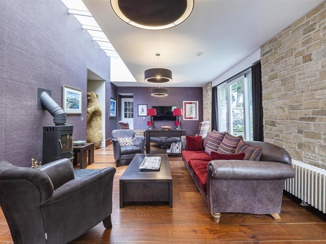Living room.
