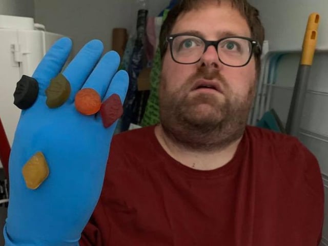 Did you mange to recgnise this, using a rubber glove and sweets as props?
It's Avengers Endgame