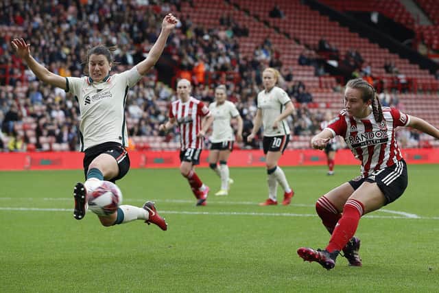 Lucy Watson of Sheffield United shoots past Niamh Fahey of Liverpool during the The FA Women's Championship match at Bramall Lane. Darren Staples / Sportimage