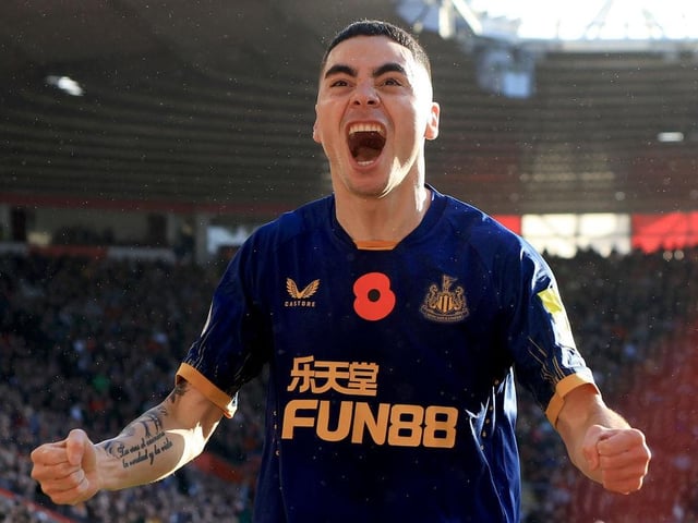 On for Anderson 78: Almost scored with his first touch only to be denied by Johnstone.