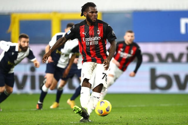 Arsenal and Tottenham are considering a January move for AC Milan midfielder Franck Kessie, who is valued around £45m. (Calciomercato via TalkSPORT)