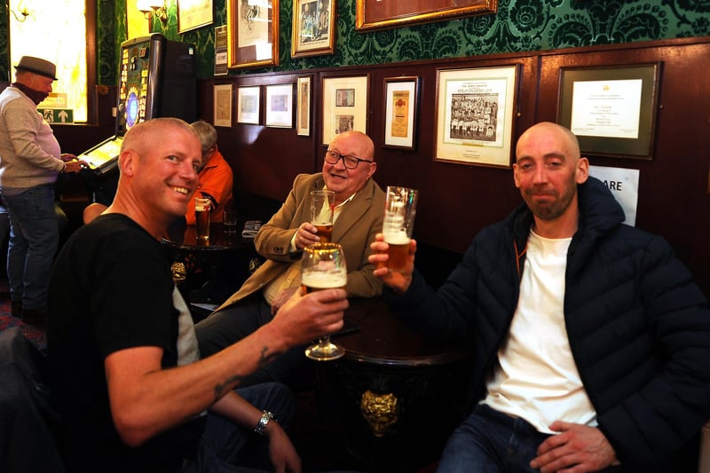 The doors are open again at the The Penny Farthing in High Street,  Kirkcaldy (Pic:  Fife Photo Agency)