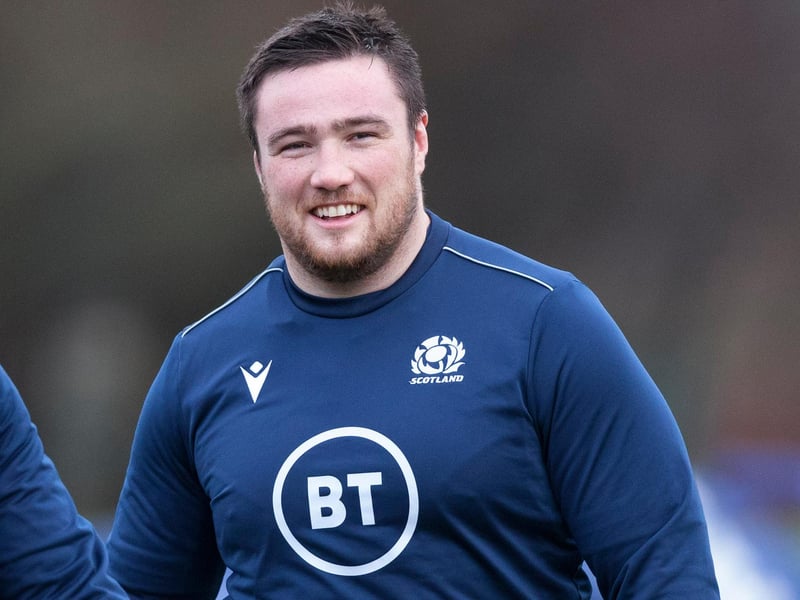 Glasgow Warriors tighthead returns from suspension and replaces WP Nel.