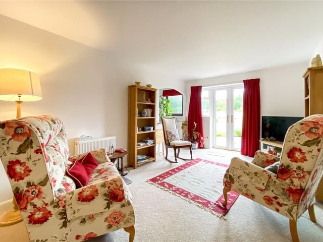 Annexe - sitting room.