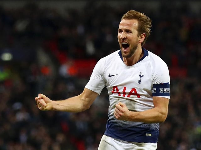 Jamie Carragher has cast doubt on Harry Kane joining Manchester United if the Spurs quote £150m for the striker. The Red Devils are in desperate need of a No.9 but the Liverpool legend reckons they should look to sign someone younger. (Telegraph)
