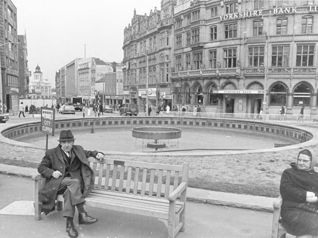 Waiting for the City Clipper by the fountain back in 1972