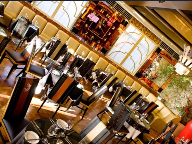 Cafe Bar Concerto.