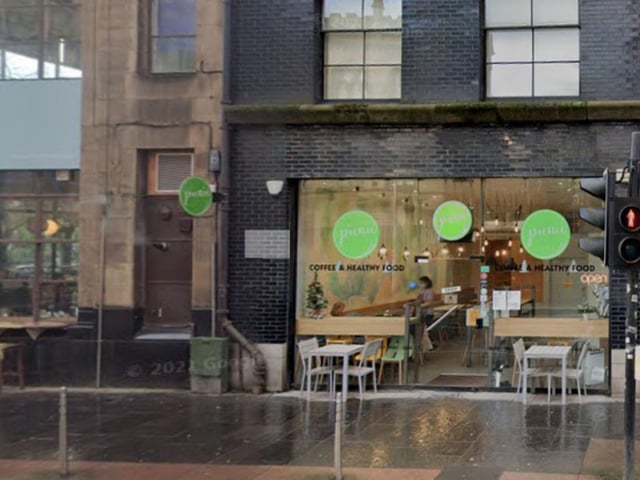 Tuck into breakfast, lunch, and snacks with a wide range of hearty vegan choices. Picnic on Ingram Street offers light bites like sandwiches and salads to more filling options like baked potatoes, curry, and cake to round off a delicious meal.