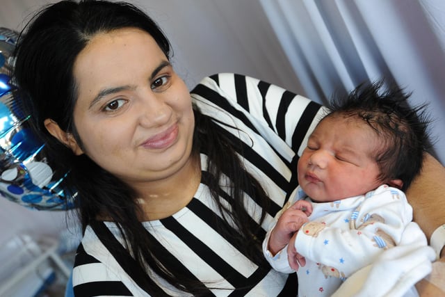 Mandeep Sangha from North Wingfield with Syrus, a 2015 New Year's Day baby  born at 03:59.