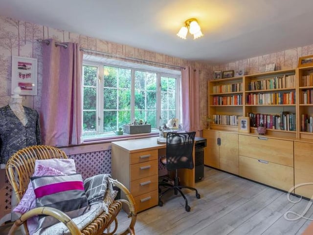 If you need to work from home, this office provides the ideal space. It has dual-aspect windows and central-heating radiators.