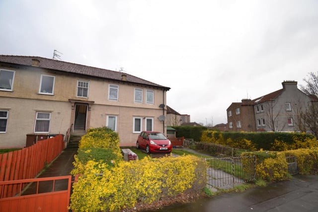 This two bedroom upper flat is brought to the market being the cheapest of its kind in the area and as such early enquiry is strongly advised.
 The property is presented to the market with a current home report value of £125,000- snap it up whilst you can.