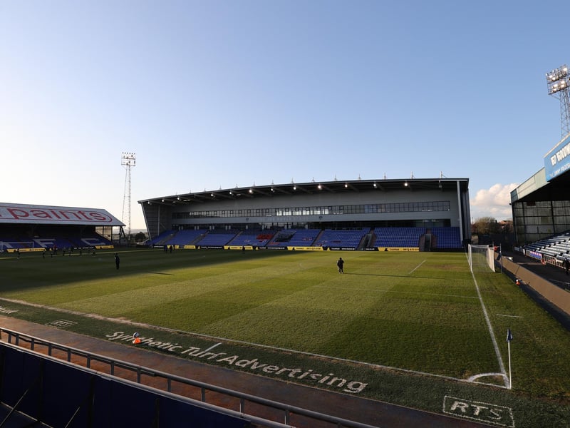 Oldham Athletic have confirmed the signing of former Sheffiled Wednesday winger Jack Stobbs. The 24-year-old was released by The Owls last summer. (THe 72)