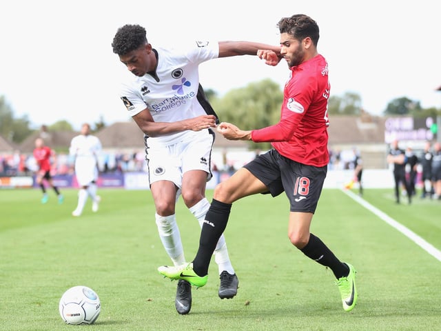 Portsmouth have blocked loan offers from Bolton Wanderers and Southend United for forward Reeco Hackett-Fairchild. The 22-year-old has been ‘left fuming’ by the club’s decision after negotiations over his temporary exit collapsed. (Football Insider)
