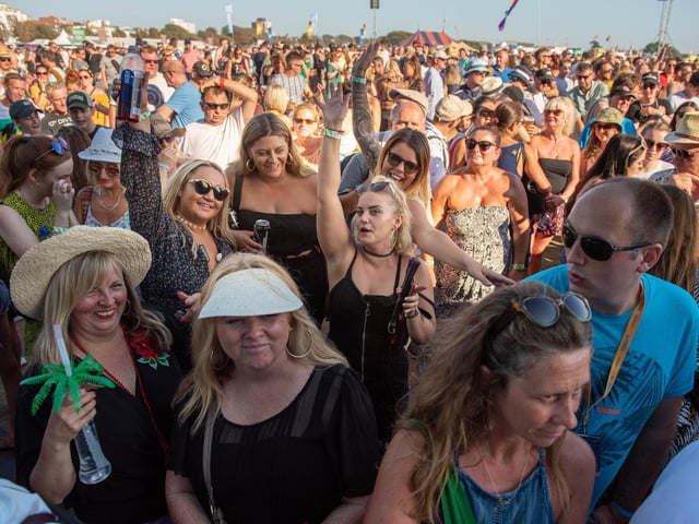 The crowd excitedly waiting for Razorlight on the Common Stage. Picture: (250819-049)
